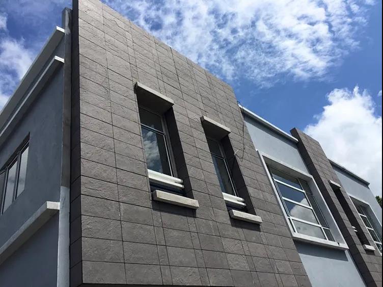 軟瓷在外墻翻新中的優(yōu)勢，對墻面有什么要求？